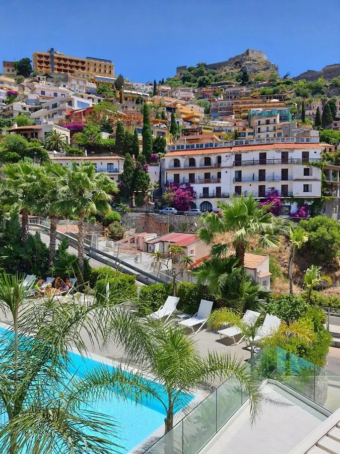 Apartmán Minerva Luxury Town Center , Pool And Parking Taormina