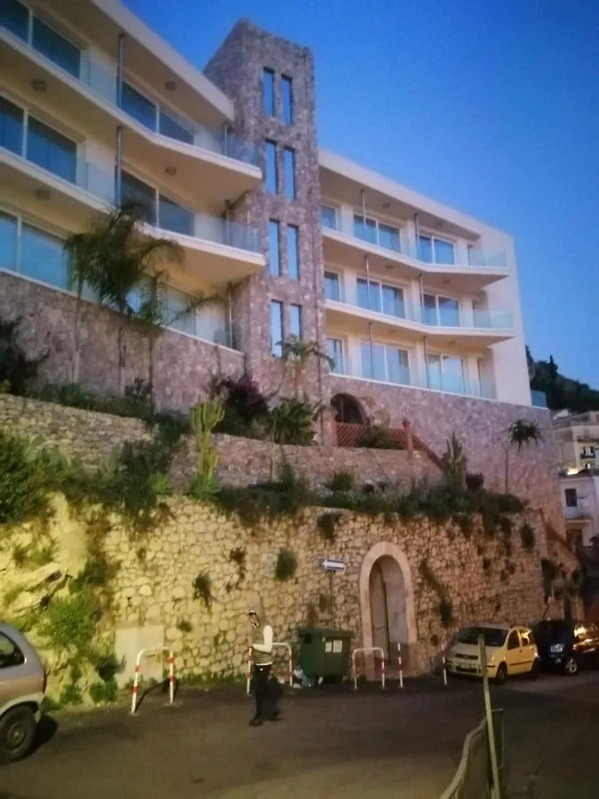 Apartmán Minerva Luxury Town Center , Pool And Parking Taormina